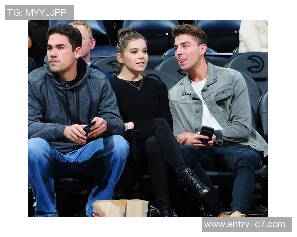 成人女星曝NBA球员提供场边票罗齐尔回应我没有给那位女士